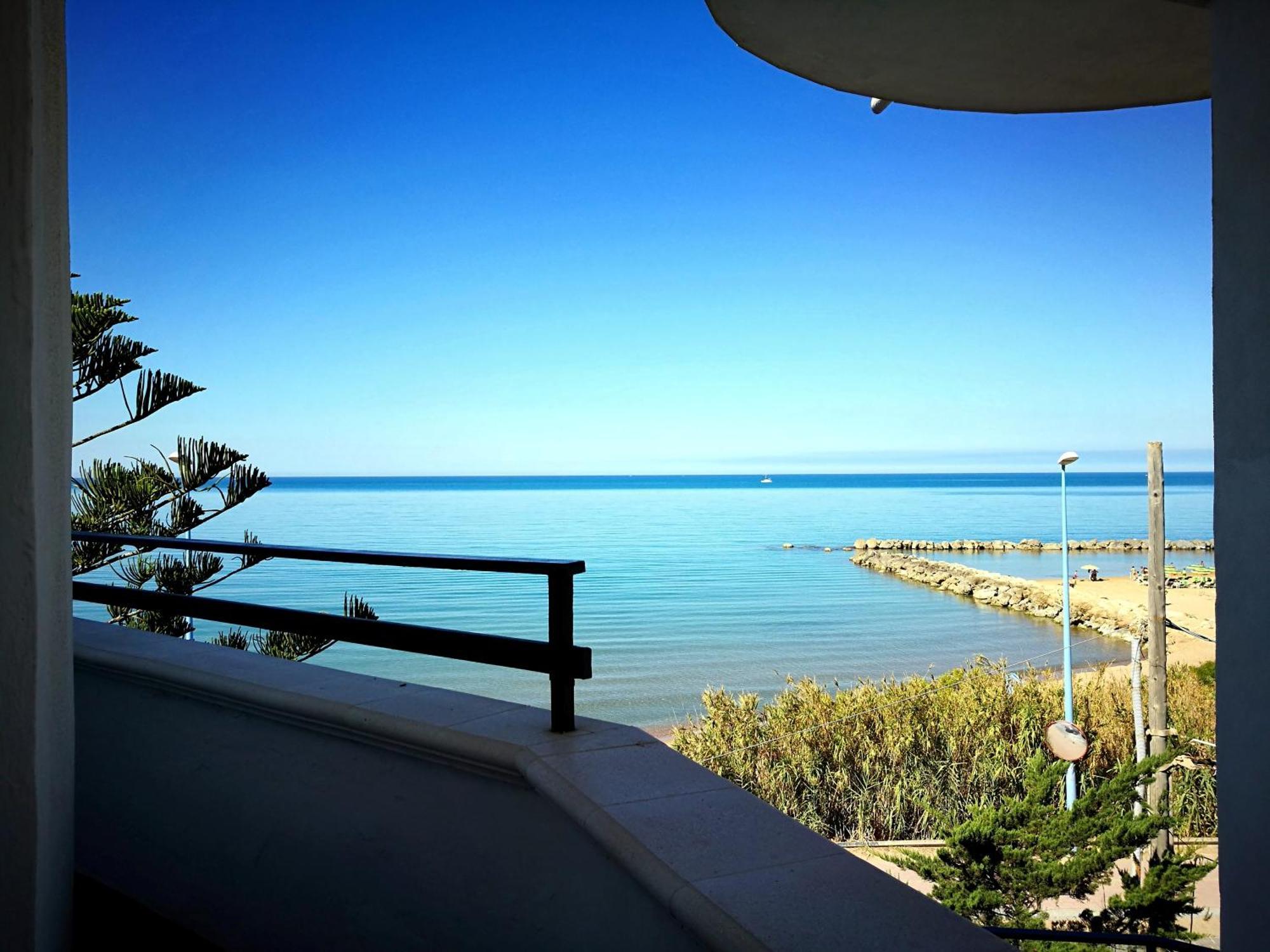 Seaside Villa San Leone Bagian luar foto