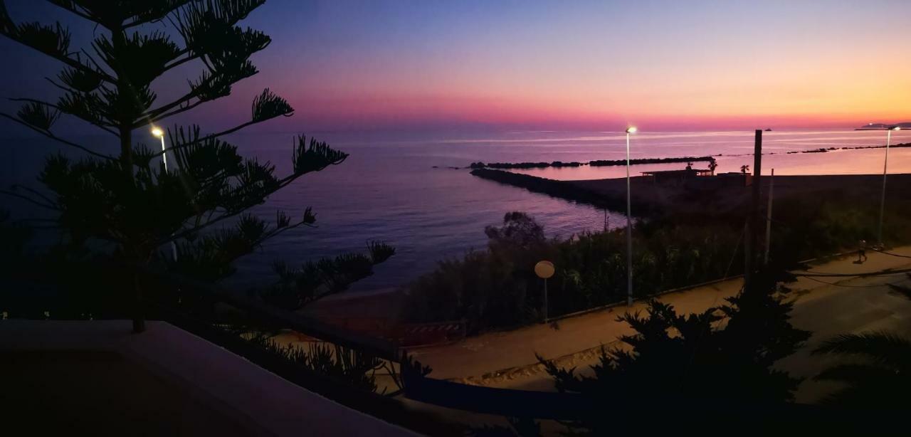 Seaside Villa San Leone Bagian luar foto